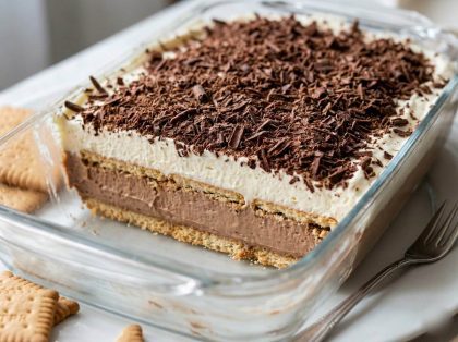 עוגת ביסקוויטים בשני צבעים