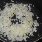 לטגן בצל עד להזהבה