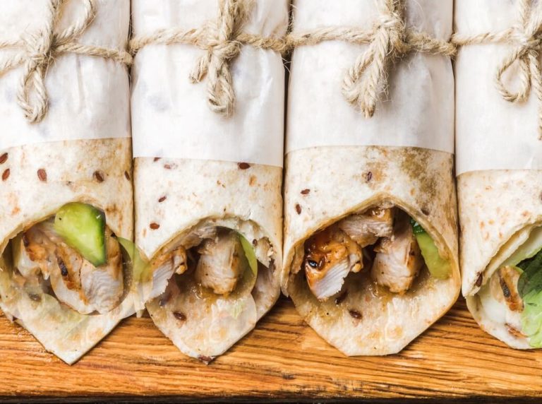 טורטיה במילוי חזה עוף מוקפץ