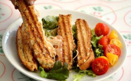 מקלוני טוסט מלחם מלא