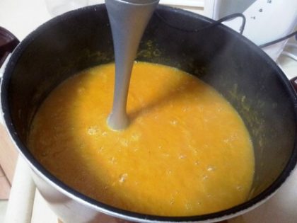 מרק כתום בטטה