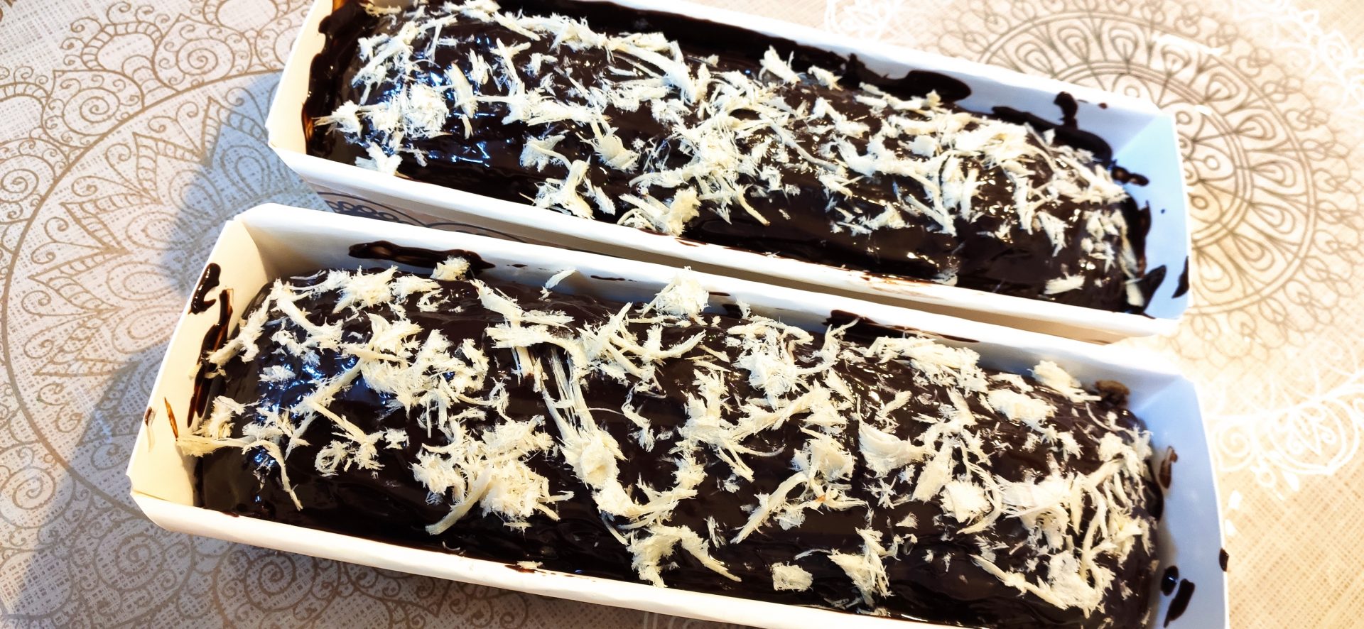 עוגת שוקולד וחלבה