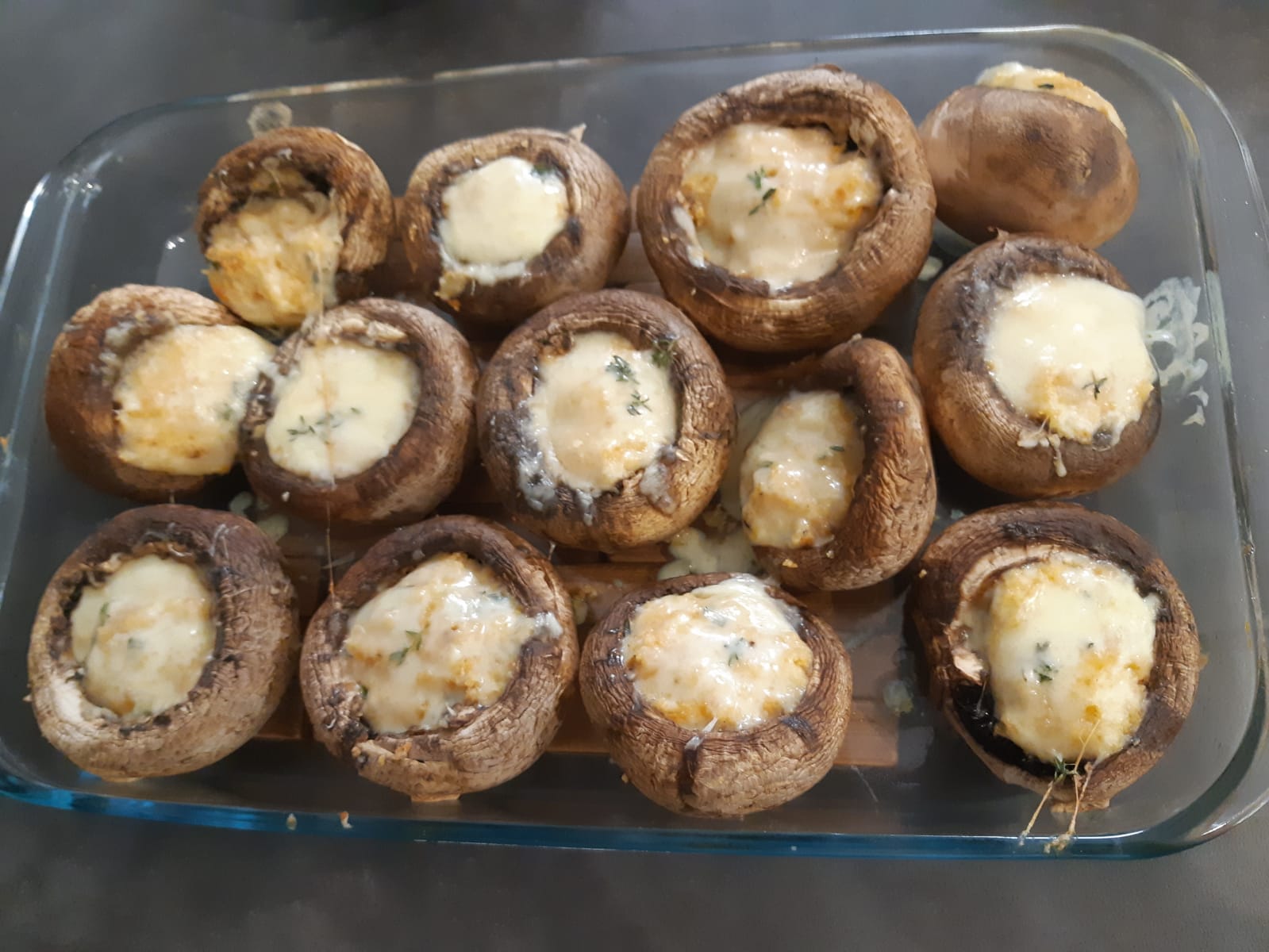 פטריות ממולאות גבינה