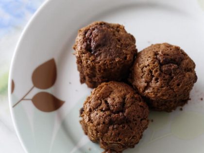 עוגה עם גושים / טעם מר