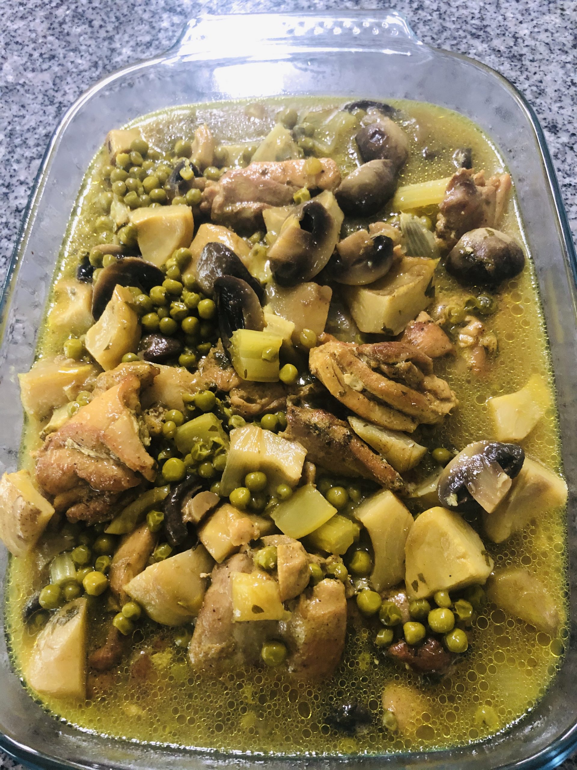 עוף מבושל ברוטב צהוב