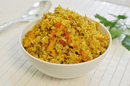 אורז מלא עם כוסמת וירקות
