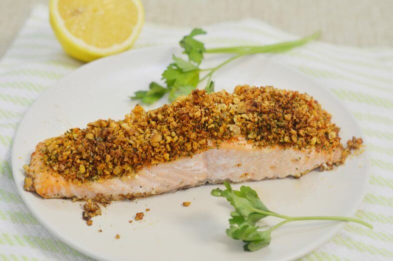 סלמון בציפוי אגוזים