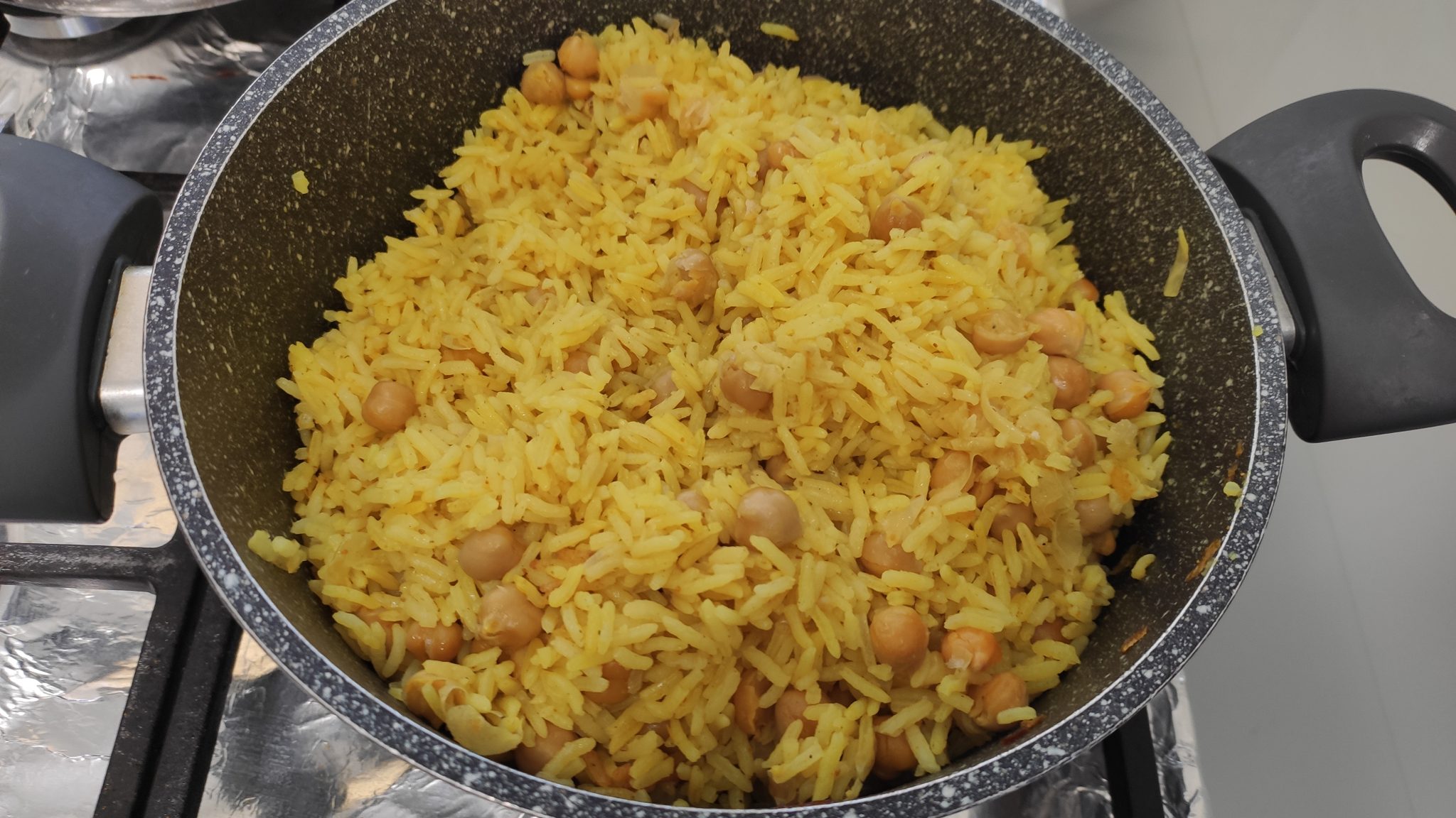 אורז עם חומוס