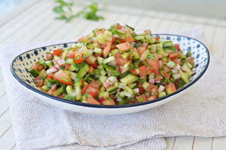 סלט ירקות קצוץ