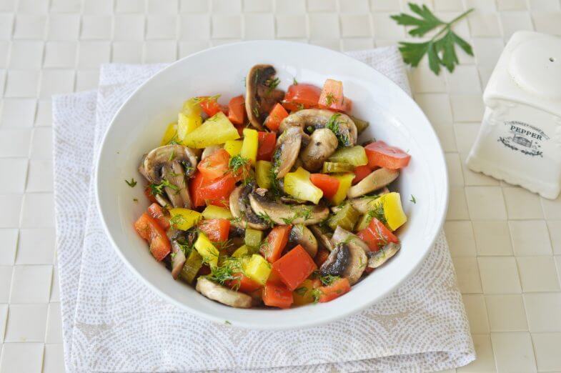 סלט פטריות קר