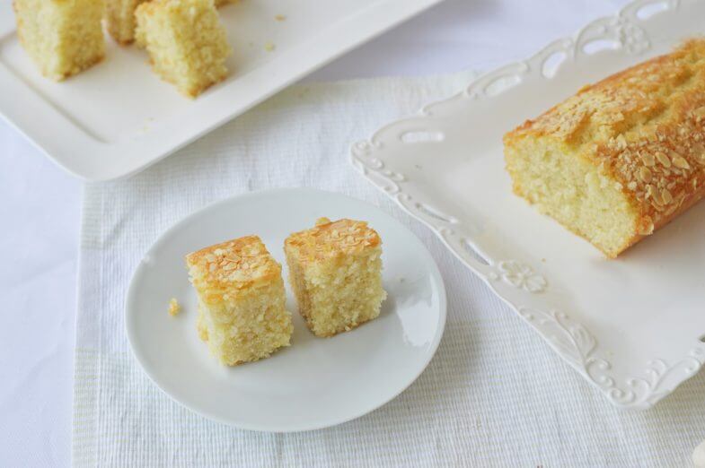 עוגת לימון ושקדים