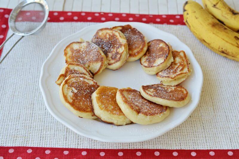 לביבות בננה ויוגורט