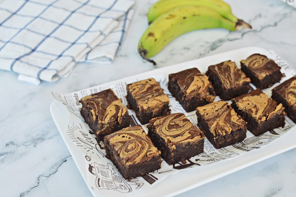 בראוניז בננה וחמאת בוטנים