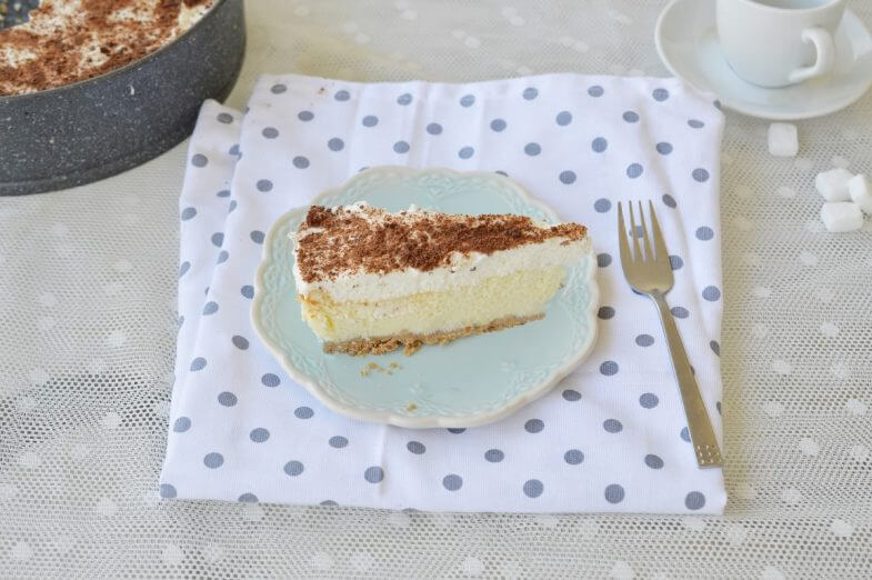 עוגת גבינה עם קרם גבינה