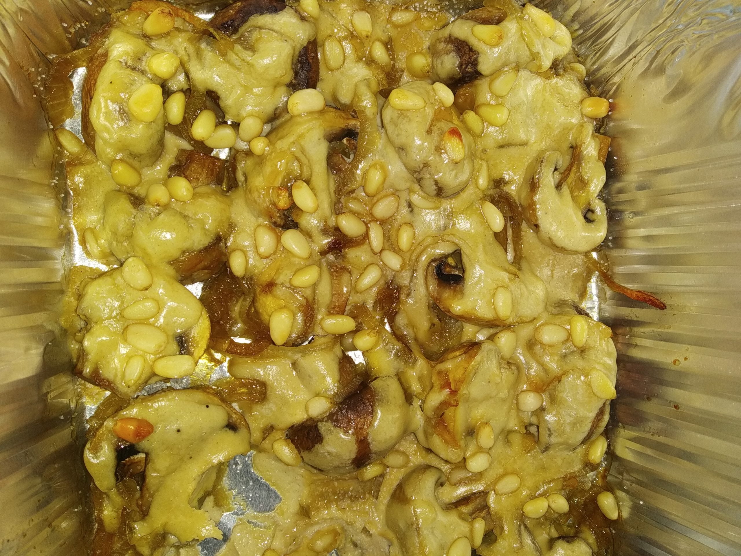 פטריות מוקרמות בטחינה