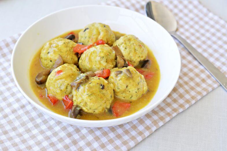 קציצות עוף ברוטב פטריות ופלפלים