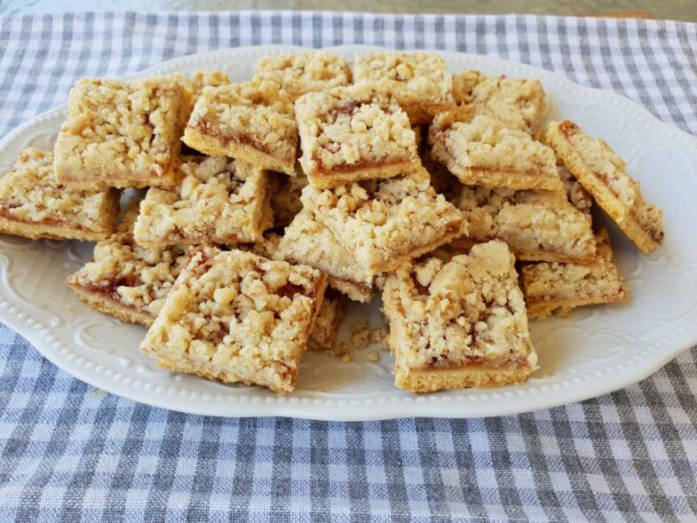 חיתוכיות ריבה ופירורים