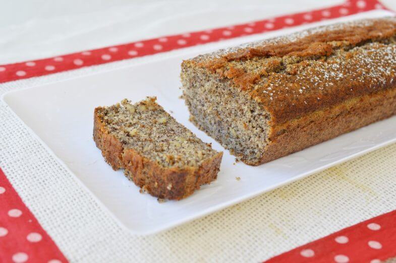 עוגת פרג ואגוזים