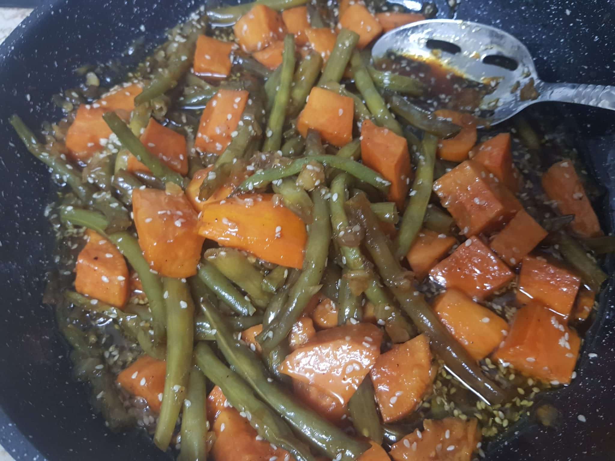 שעועית ירוקה עם בטטה