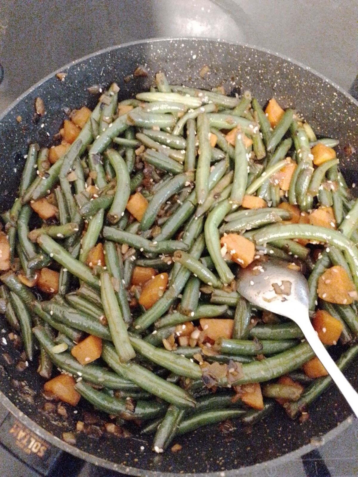 שעועית ירוקה עם בטטה