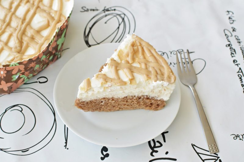 עוגת גבינה וקפה