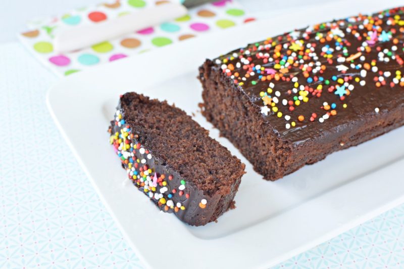 עוגת שוקולית עם שמנת חמוצה