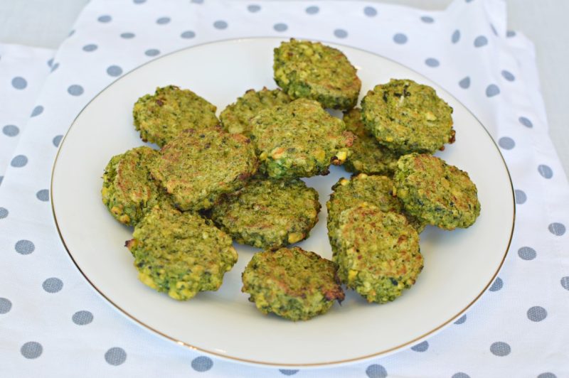 לביבות ברוקולי וחומוס