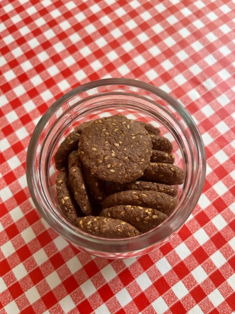 עוגיות טחינה מקמח שקדים