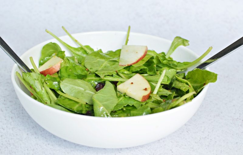 סלט עלי תרד