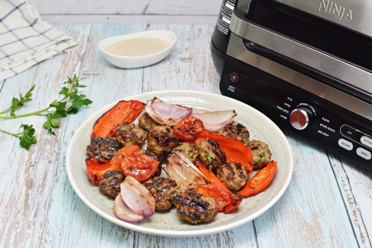 קבבונים עם ירקות צלויים