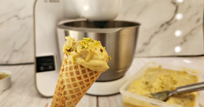 גלידת פיסטוק