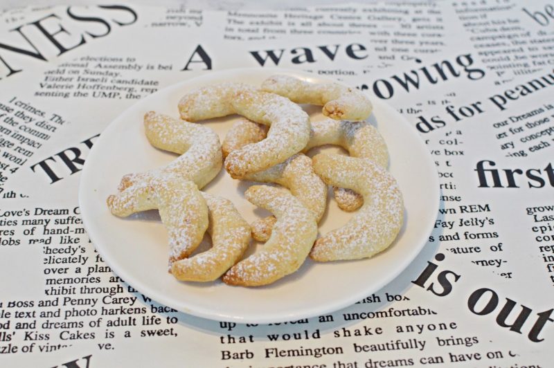 סהרוני שקדים