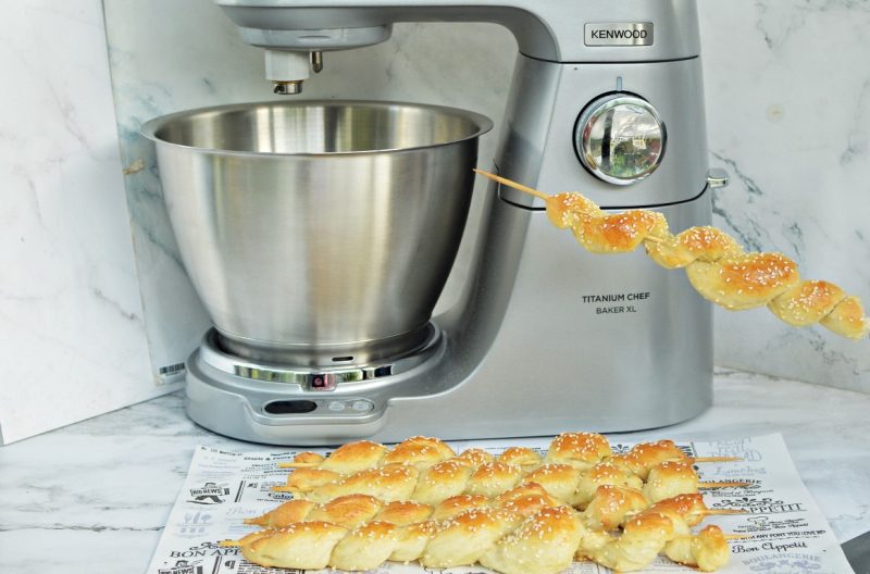 לחמניות על שיפוד