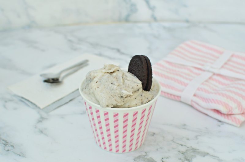 גלידת קרם עוגיות