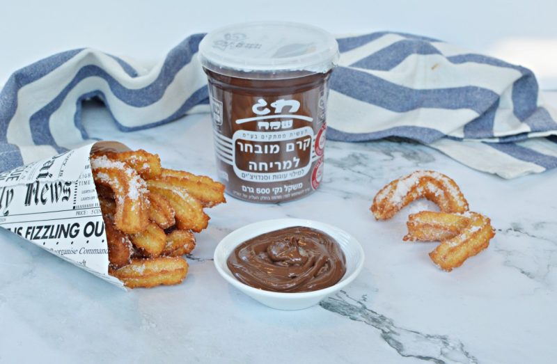 צ'ורוס עם ממרח השחר