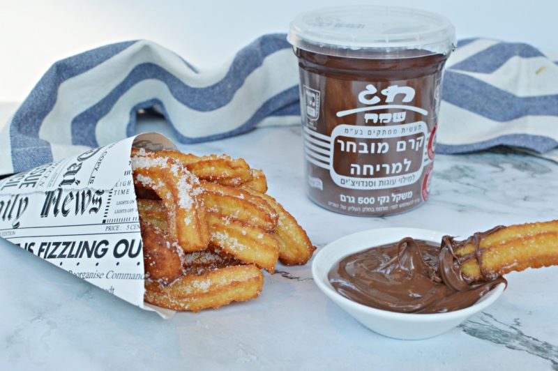 צ'ורוס עם ממרח השחר