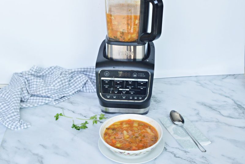 מרק איטלקי מינסטרונה