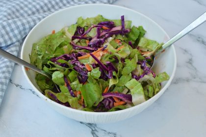 סלט כרוב סגול, חסה וגזר