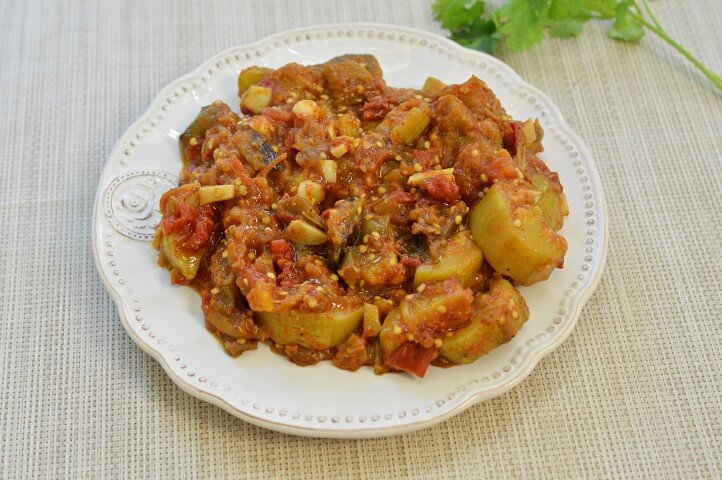 סלט חצילים וקישואים לשבת