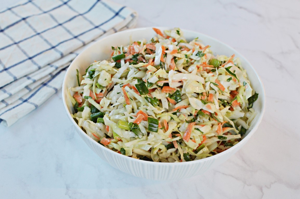 סלט כרוב וגזר לשבת