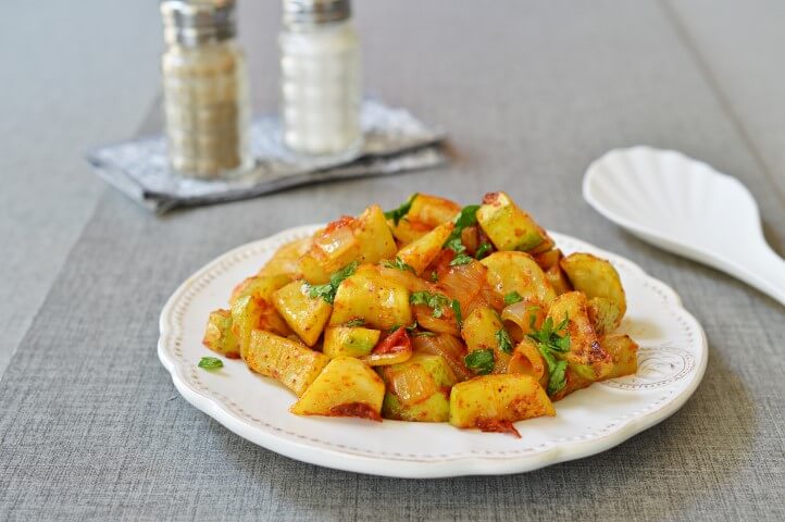 סלט קישואים לשבת