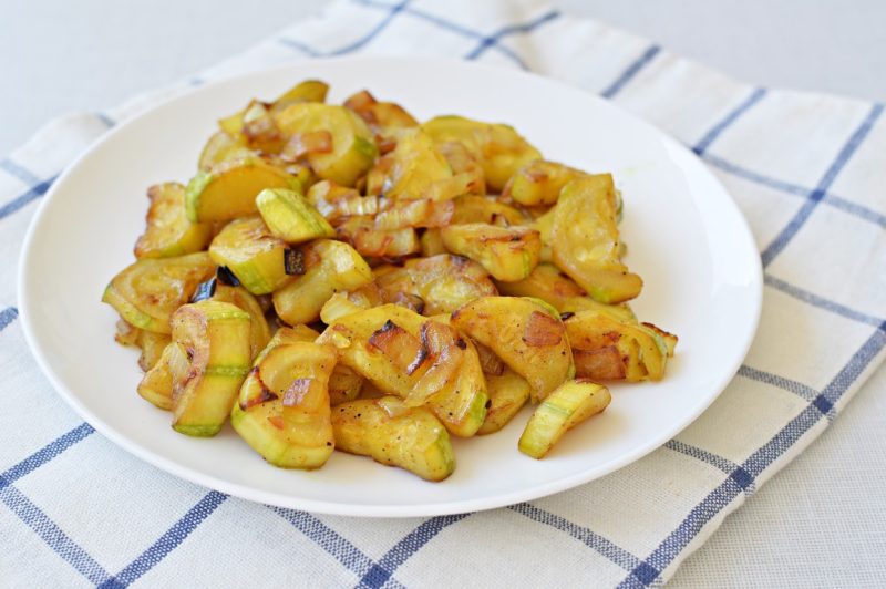 סלט קישואים מבושל לשבת