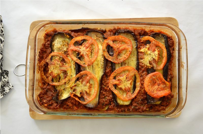 מוסקה חצילים